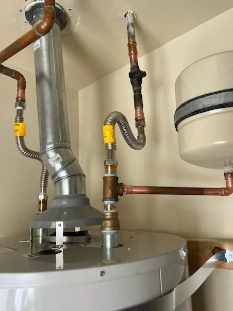 Water heater installation and plumbing repair in Chillicothe